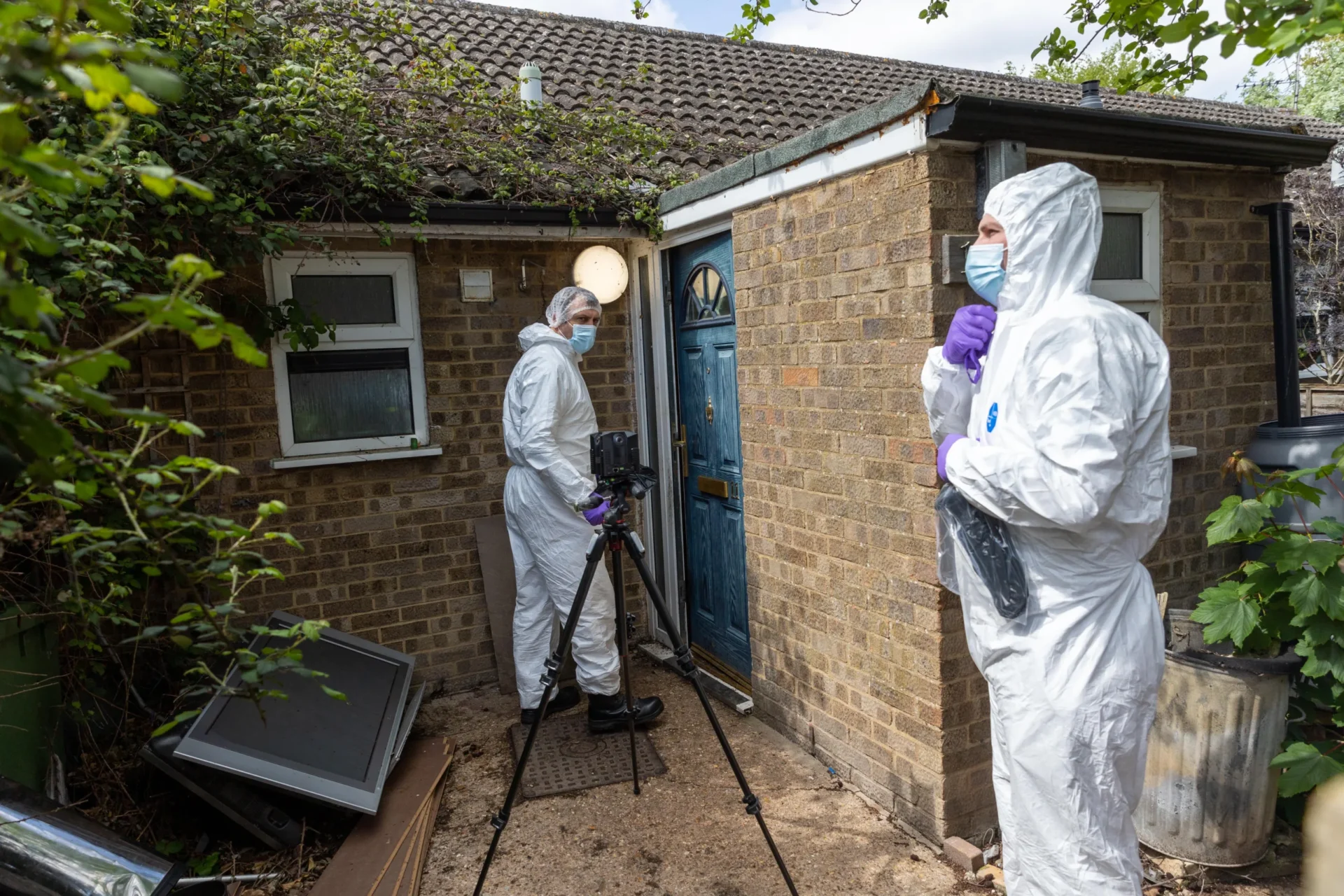News for Peterborough - A murder investigation is underway following the death of a man in Ramsey, Cambridgeshire. . Emergency services were called to reports of concern for a man, in his 50s, at a property in Oswald Close at 3.41pm yesterday (2 May). Oswald Close, Ramsey Wednesday 03 May 2023. Picture by Terry Harris.