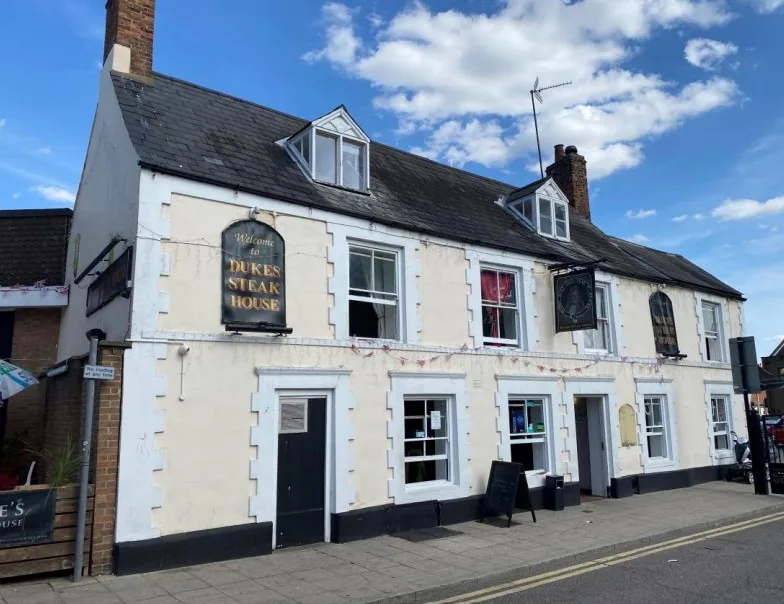 News for Peterborough - Duke’s Head, Wisbech. Planning application is for change of use of land to form a pub garden and erect a gate (0.91m high max), a timber canopy and timber planters (part retrospective).